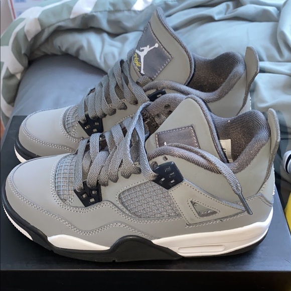 COOL GREY 4 SIZE 4Y - Picture 5 of 6